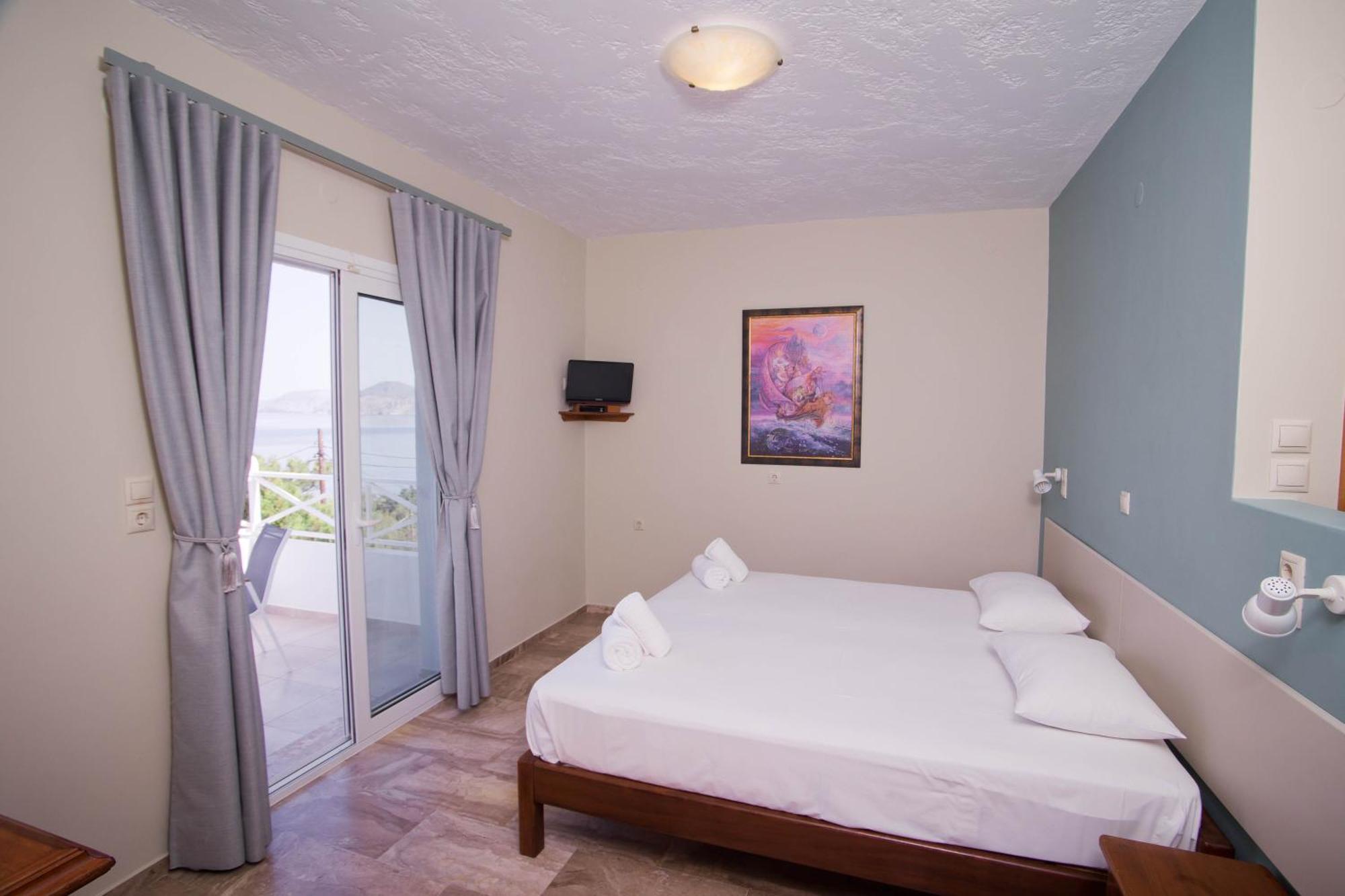 Acropolis Hotel มาซูรี ภายนอก รูปภาพ