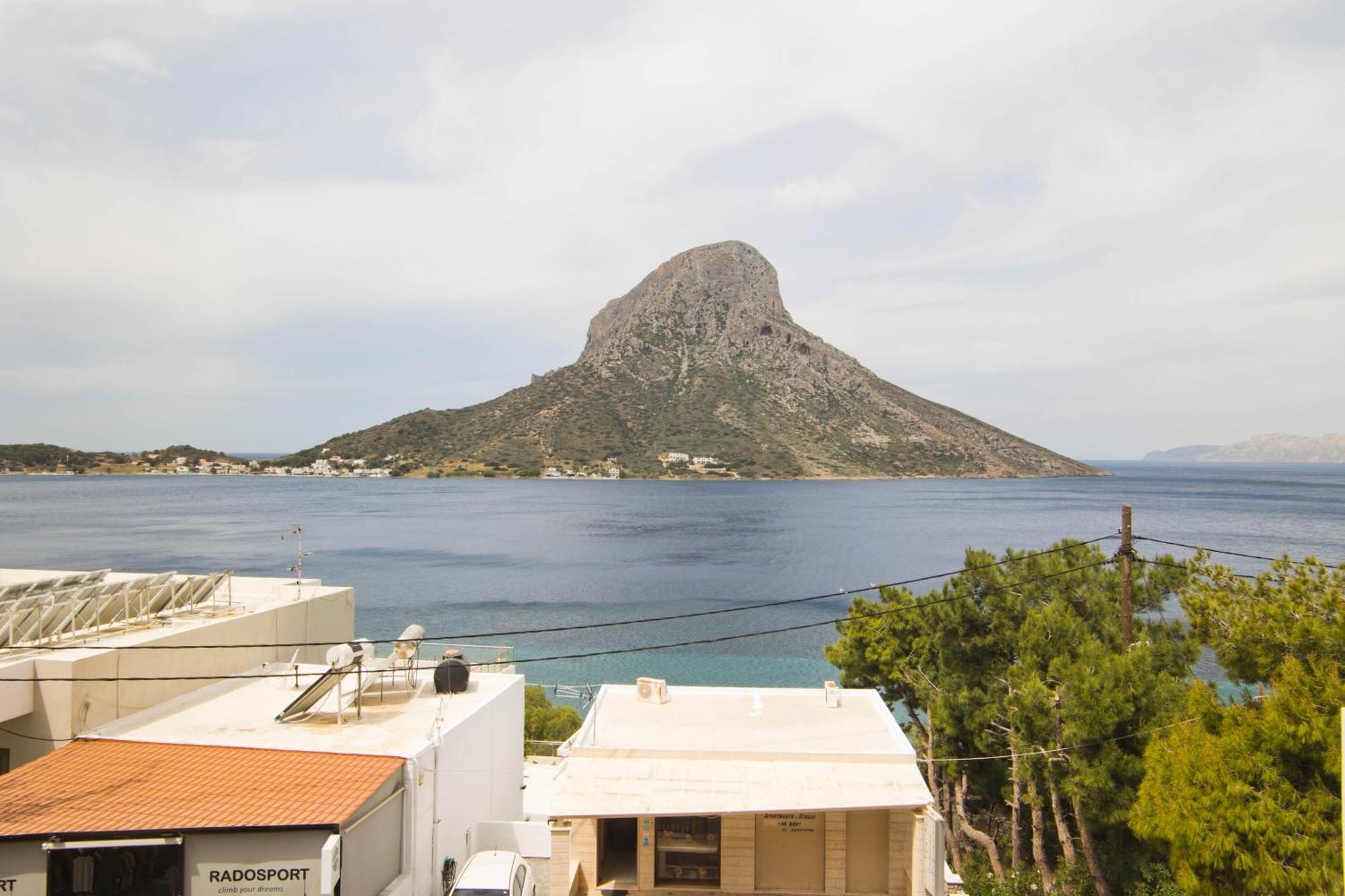 Acropolis Hotel มาซูรี ภายนอก รูปภาพ